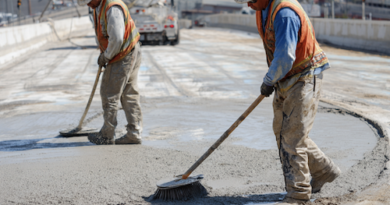 Béton désactivé ouvriers au travail
